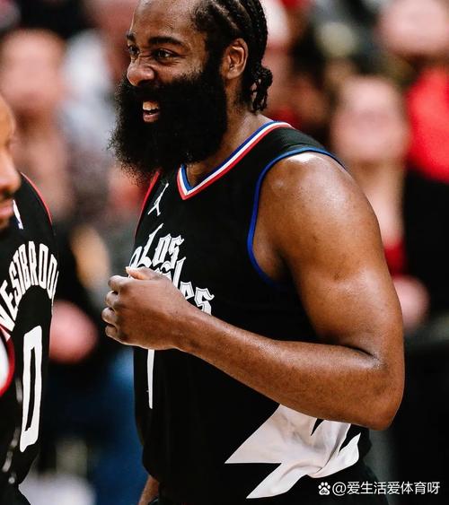 各位雷速老哥们下午好~最受欢迎的《体坛女神》栏目又在周四与大家准时见面啦！