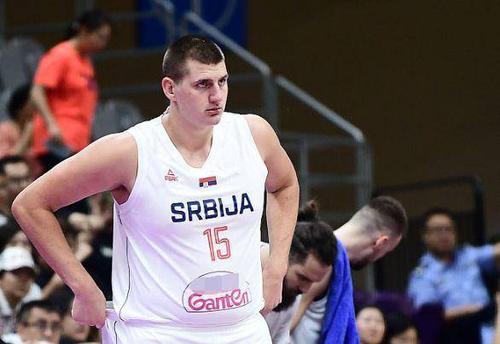 德甲战报：曼卡、斯基默破门，海登海姆2-1战胜弗赖堡