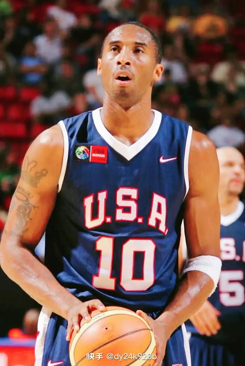 罗马诺：萨拉赫和沙特之间没有任何谈判，他的精力全在利物浦