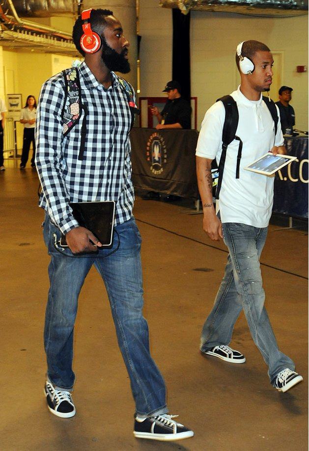 生涯第17年！哈登：我依然想告诉年轻人我能在你头上砍50分